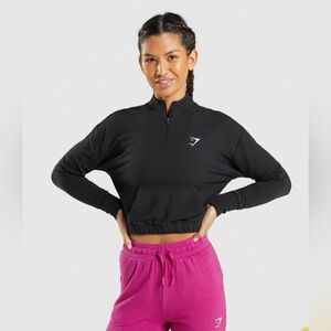 Gymshark pippa black zip up pullover size large